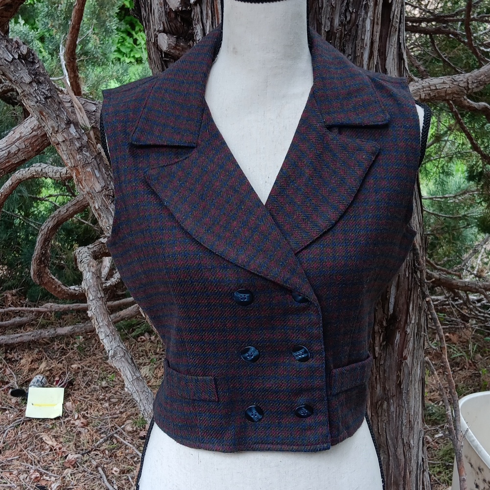Double-breasted vest